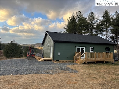 179 High Meadows Ln, Fleetwood, NC 28626 - photo 2