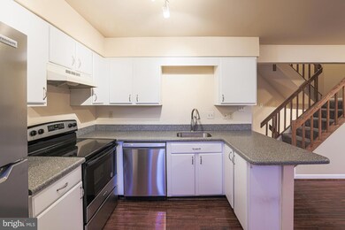 646 Glynlee Ct, Reisterstown, MD 21136 - photo 6