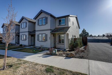 2582 NE Purcell Blvd MLS-38