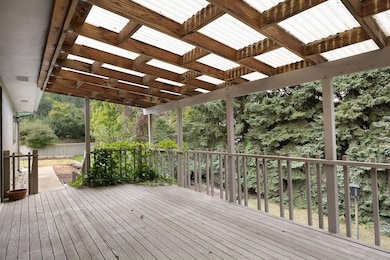 1412 11th St SW, Minot, ND 58701 - photo 5