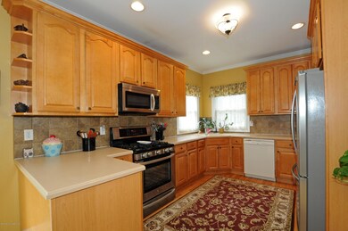 3 Brian Ct, Hazlet, NJ 07730 - photo 3