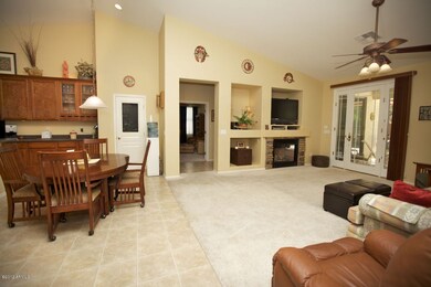 6 - Spacious family room open to the kit
