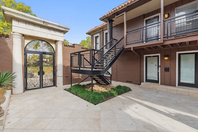 5928 Sandhurst Ln unit 227, Dallas, TX 75206 - photo 2