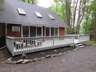 135 Hillcrest Dr, Hawley, PA 18428 - photo 2