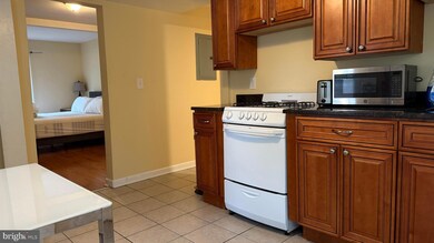 16 Linden Ln unit 2B, Princeton, NJ 08540 - photo 3