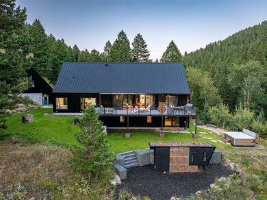 Imagine life here - 10 person hot tub