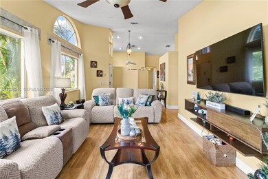 7464 Pinewalk Dr S unit 8118, Margate, FL 33063 - photo 5