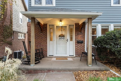 4405 Woolworth Ave, Omaha, NE 68105 - photo 3