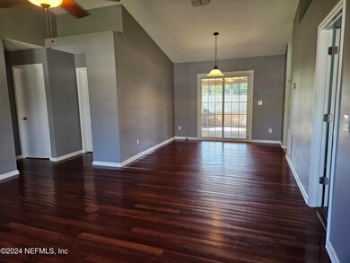 8160 Munchkin Ct, Jacksonville, FL 32244 - photo 2