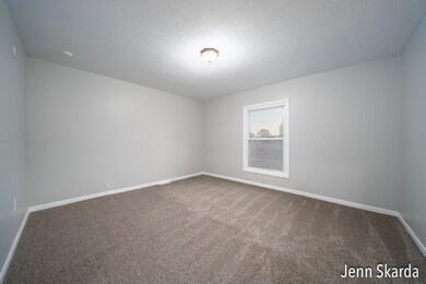 927 Charles St, Belding, MI 48809-7