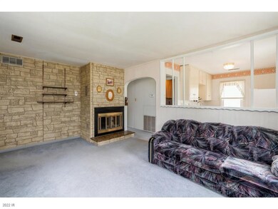 407 E Diehl Ave, Des Moines, IA 50315 - photo 7