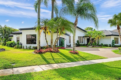 3740 Canterbury Way, Boca Raton, FL 33434 - photo 2