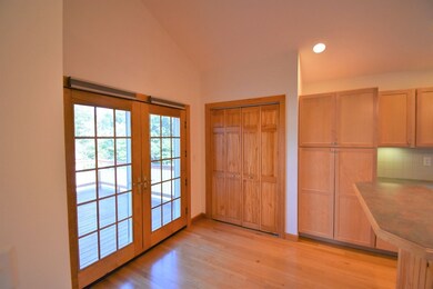 62 Dwight St, Hatfield, MA 01038 - photo 6