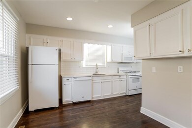 12806 Richmond Ave, Grandview, MO 64030 - photo 6