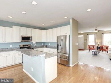 9060 Marble Falls Ct, Bristow, VA 20136 - photo 7