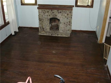 301 4th Ave, New Kensington, PA 15068 - photo 3