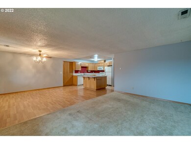 455 SE 2nd Ave, Canby, OR 97013 - photo 6