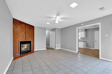 1618 W Matthews Ave, Jonesboro, AR 72401 - photo 2