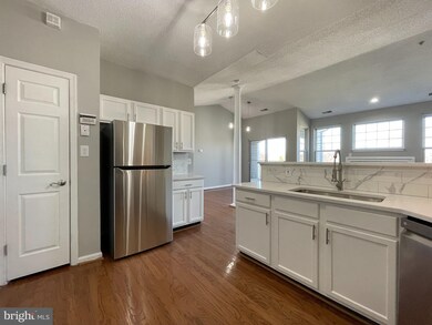 7420 Hindon Cir, Windsor Mill, MD 21244 - photo 5