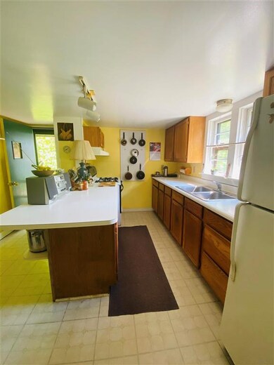 49 E Town Farm Rd, Putney, VT 05346 - photo 7