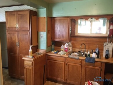 Kitchen Cabinets