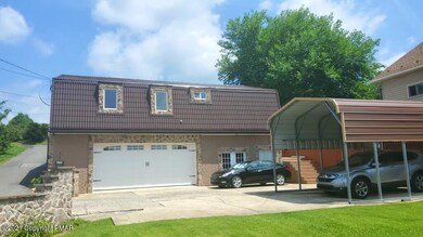 114 Chestnut St, Slatington, PA 18080 - photo 2