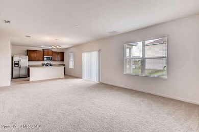 GALEN  D-small-006-3-Family Room-666x444