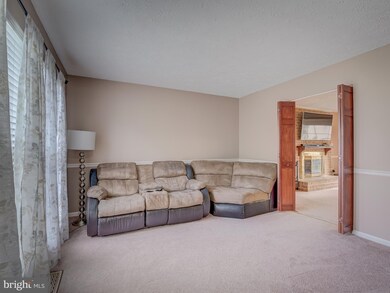 6762 Armadillo Ct, Waldorf, MD 20603 - photo 6