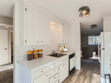 20632 76th Ave W unit 17, Edmonds, WA 98026 - photo 4
