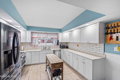 14-Kitchen