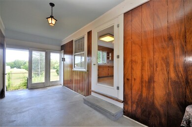 106 Waterman St, East Bridgewater, MA 02333 - photo 2