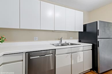 440 N Wabash Ave unit 2206, Chicago, IL 60611 - photo 6