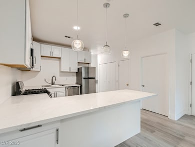 5415 W Harmon Ave unit 1074, Las Vegas, NV 89103 - photo 7