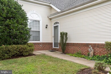 13988 Chelmsford Dr, Gainesville, VA 20155 - photo 4