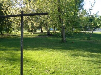 201 W Walker St, Rolling Prairie, IN 46371 - photo 3