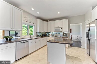 10 William Charles Dr, Glen Mills, PA 19342 - photo 7