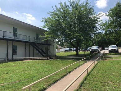 312 W Rentz St unit 95, Weatherford, TX 76086 - photo 2