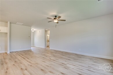 160 Foxridge Ct, Metter, GA 30439 - photo 7