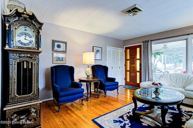 4820 Redstart Rd, Louisville, KY 40213 - photo 7