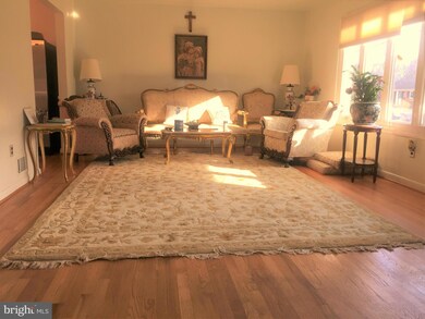 9412 Eldred Place, Lanham, MD 20706 - photo 3