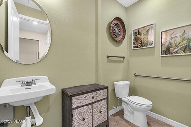 4 bathroom