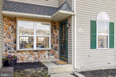 1223 Pin Oak Dr, Perkiomenville, PA 18074 - photo 2