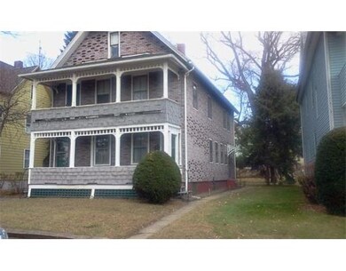 33 Cass St, Springfield, MA 01104 - photo 2