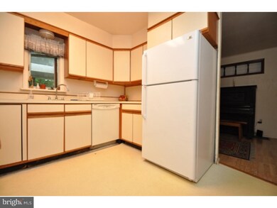 2483 Community Dr, Bath, PA 18014 - photo 7