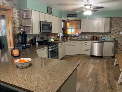 226 Meade St, Homer City, PA 15748 - photo 3