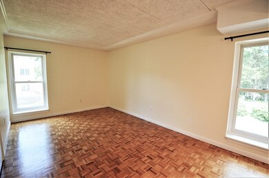 44 Broadlawn Park unit 16, Chestnut Hill, MA 02467 - photo 7