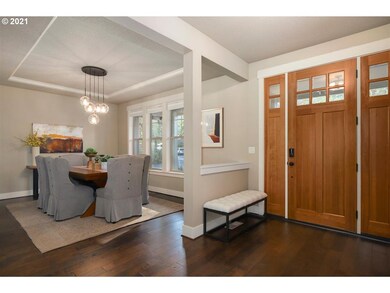 6073 Carman Dr, Lake Oswego, OR 97035 - photo 4