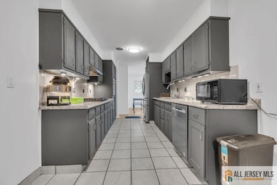 36 New Rd, Kendall Park, NJ 08824 - photo 5