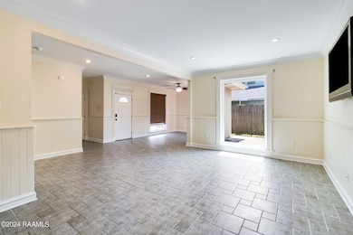 2-web-or-mls-513-8 Verot School Rd-1