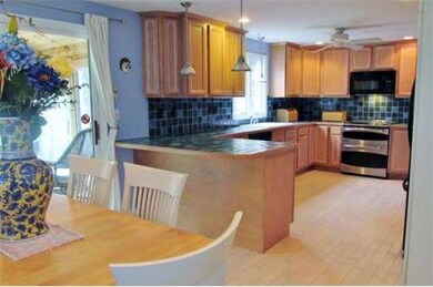 130 Pleasant St, Northborough, MA 01532 - photo 5